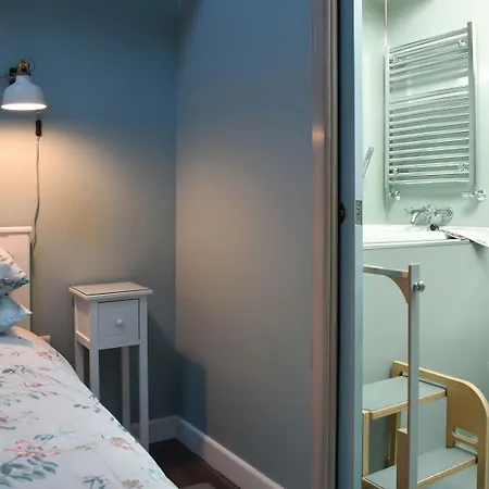 Holiday home Primrose