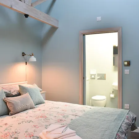 Holiday home Primrose *