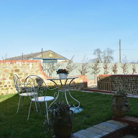 Holiday home Primrose